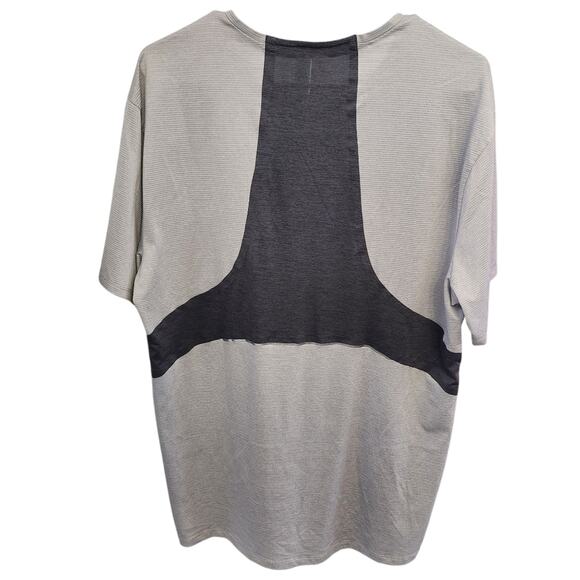 Lululemon‎ T Shirt Grey Activewear Athletic Athlesure Sport - Picture 2 of 6